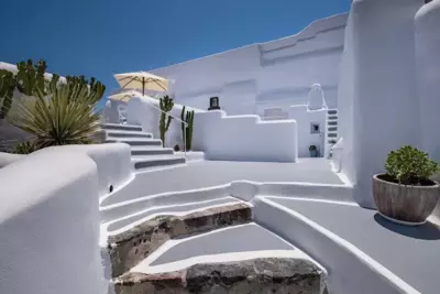 Radiant Santorini - Mesaria