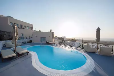 Red Stone Villa - Oia