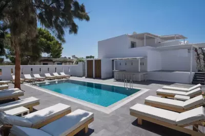 Meltemi Excelsior Suites - Perissa