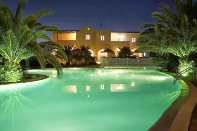 Atlantis Beach Villa - Perivolos