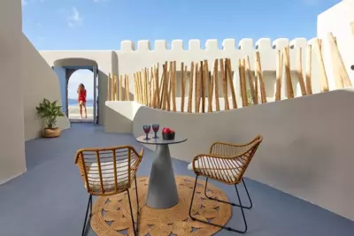 Luna Santorini Suites - Pyrgos