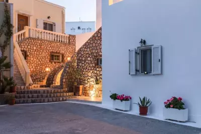 Pithos Apartments - Vothon