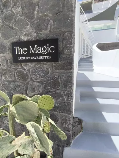 The Magic Luxury Cave Suites - Vothon