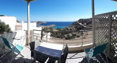 Paralos Lodging - Schinoussa