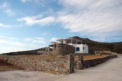 Chez Semiramis Aegean Pearl House for 8 persons 5'min from the beach - Serifos