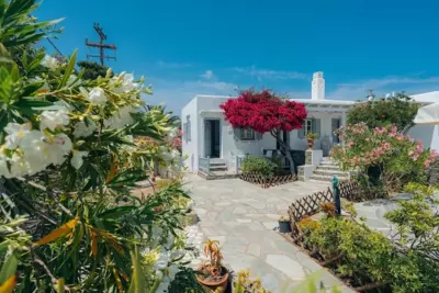 Nostos Sifnos - Apollonia