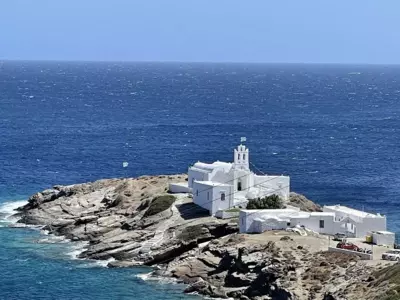 Thavma in Sifnos - Apollonia