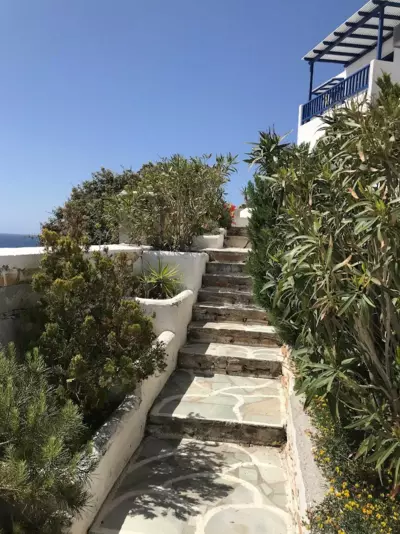 Vrahos Rooms - Studios - Sikinos