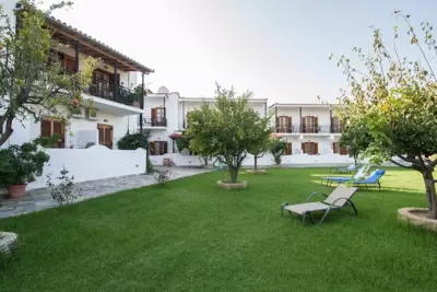 Vontzos Hotel - Achladies