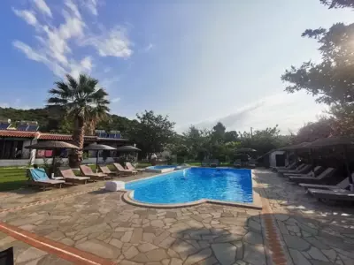 STRAWBERRY Skiathos - Agia Paraskevi