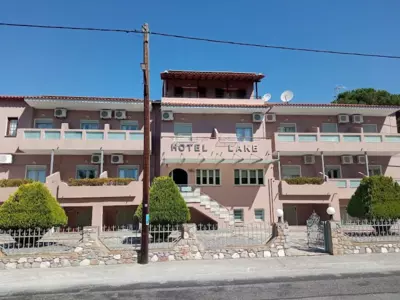 Aggelos Grand - Koukounaries