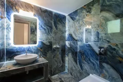 3 Goddesses' studios - Koukounaries