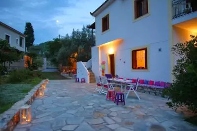 Evaggelia Studios - Neo Klima