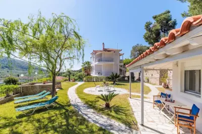 Likasti - Skopelos Città