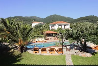 Ageri Studios - Stafylos