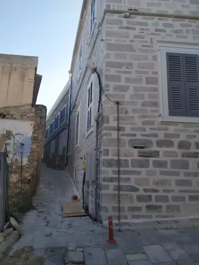 Ermoupolis 1834 Classic beauty - Ermoupoli