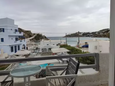 Syros Holidays - Vari