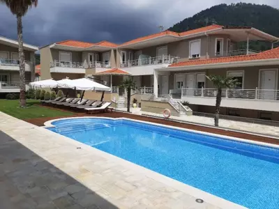 Lobelia Luxury Suites - Chrisi Ammoudia