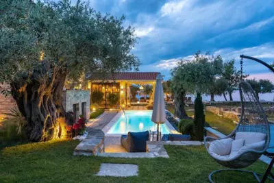 House by the sea - Chrisi Ammoudia