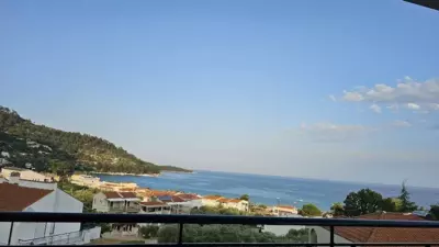 Loretta Maisonettes and studios - Chrisi Ammoudia