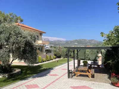 En Ethria - Limenaria