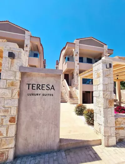 Villa Teresa Luxury Suites - Limenas