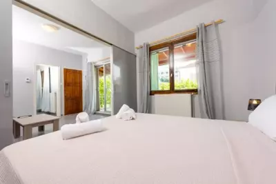 Nikols House - Limenas