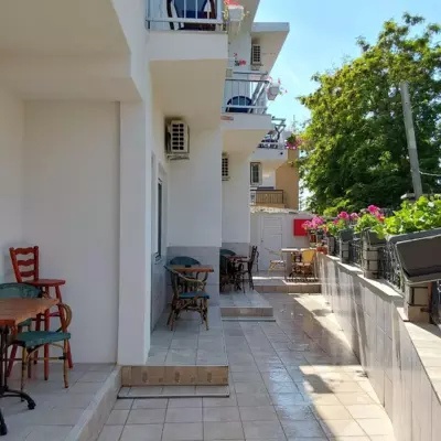 ANNA MARIA Studios - Potos