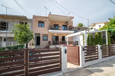 latus apartments - Potos