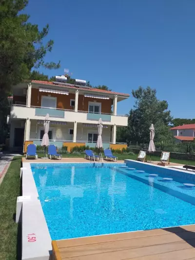 Laida studios - Prinos