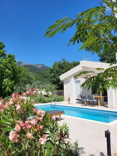 Casa O' - Moderne Villa mit großer Terrasse und privatem Swimmingpool - Skala Potamias