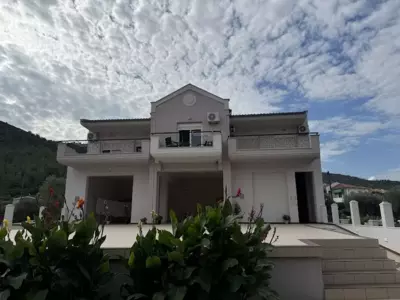 Xanthiotis Apartments - Skala Rachoniou