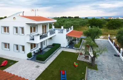 Olivera Apartments - Skala Rachoniou
