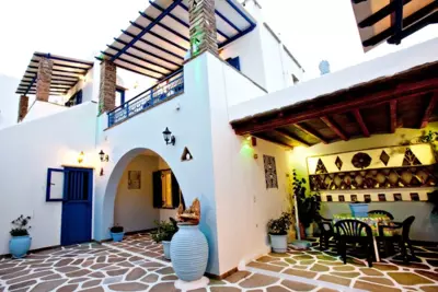 Irini Studios in Tinos - Agios Ioannis