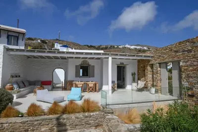 M. Houses 3 - Agios Romanos