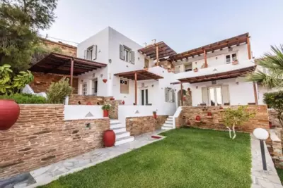 Myrtia Studios - Kionia