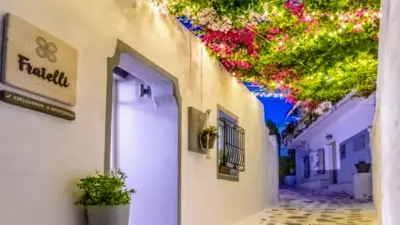 Fratelli Family Rooms - Tinos Città