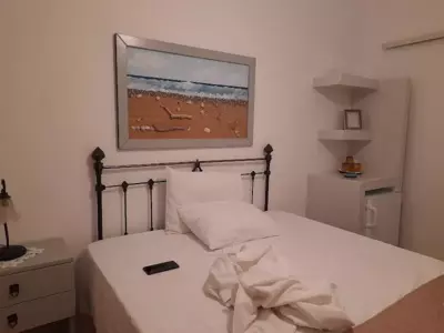 Katerina Rooms - Tinos Città