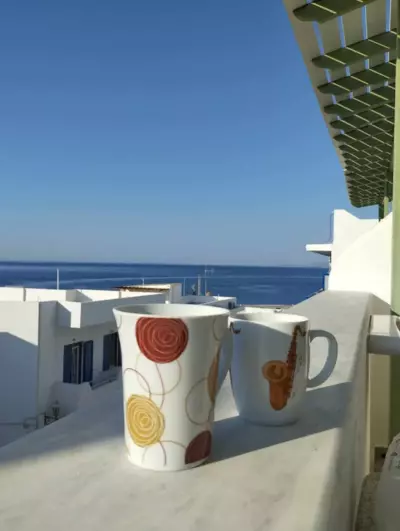 Πικροδάφνες - Tinos Città