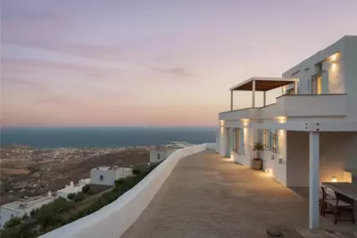 Morfes Luxury Apartments - Triandaros