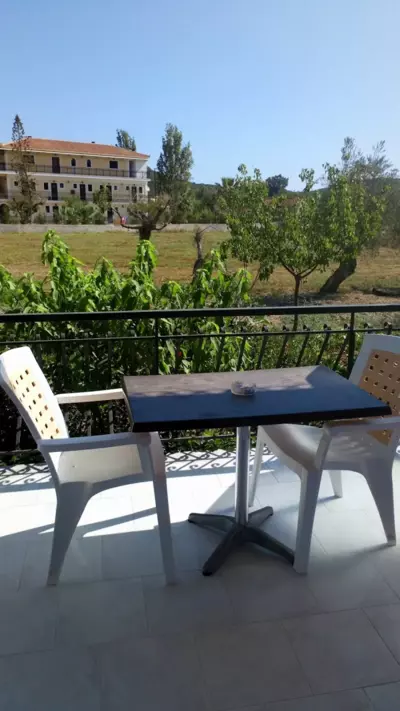 Valianos Studios - Alikanas