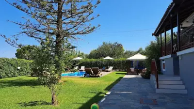 Arokaria apartment - Alikanas