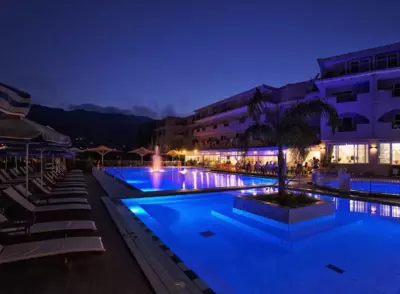 Koukounaria Hotel & Suites - Alykes