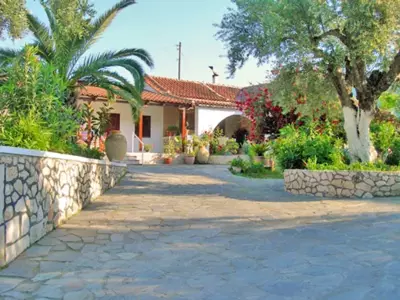 Irini Studios - Alykes