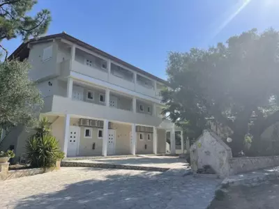 Pouliezos Koklanis Zante Apartments - Alykes