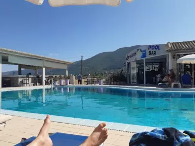 Aphrodite Studios & Suites - 140m from the beach, by ZanteWize - Alykes