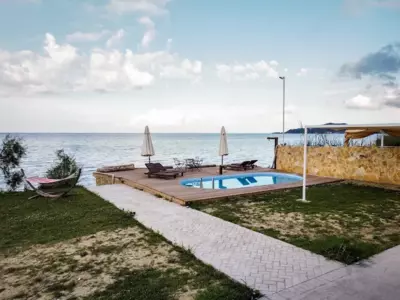 Seashore Stream Suites - Alykes