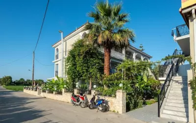 Athina apartments - Argasi