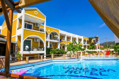 Vanessa Hotel - Kalamaki