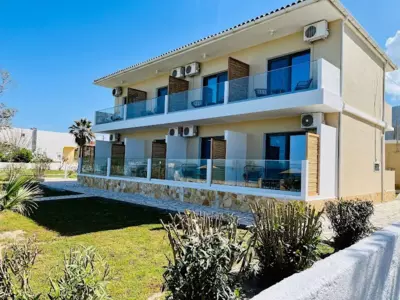 Beach House Lefkes - Planos